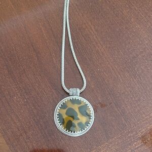 Elegant Silver and Gold Pendant Necklace